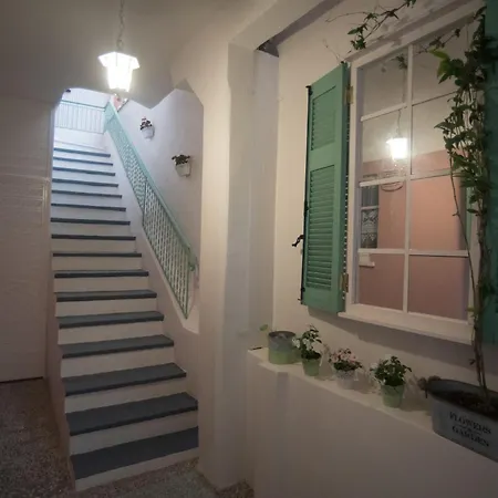 La Casa Rosa Lefkáda